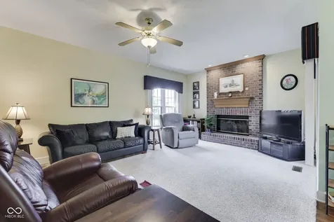 4814 Goldenrain Court Indianapolis IN 46237