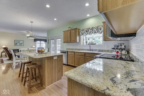4814 Goldenrain Court Indianapolis IN 46237