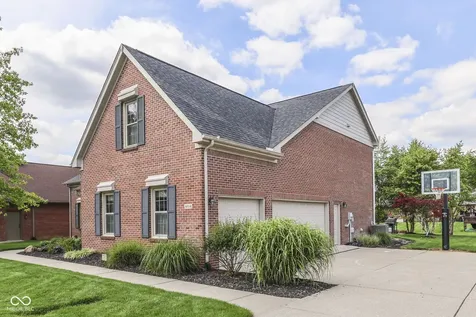 4814 Goldenrain Court Indianapolis IN 46237