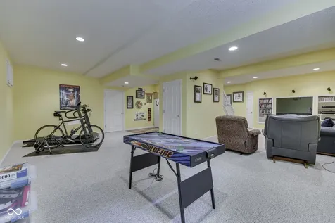 4814 Goldenrain Court Indianapolis IN 46237