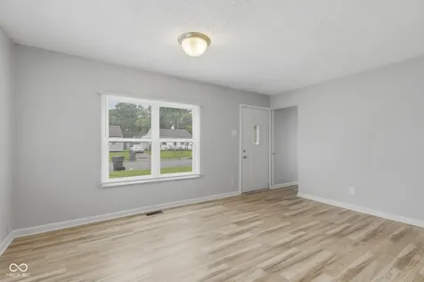 2246 N Goodlet Avenue Indianapolis IN 46222