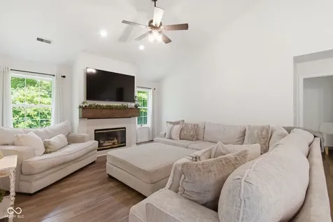 2922 Brooks Bend Drive Carmel IN 46032