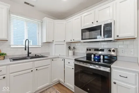 2922 Brooks Bend Drive Carmel IN 46032