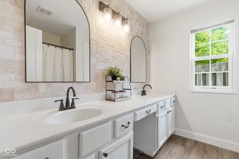 2922 Brooks Bend Drive Carmel IN 46032