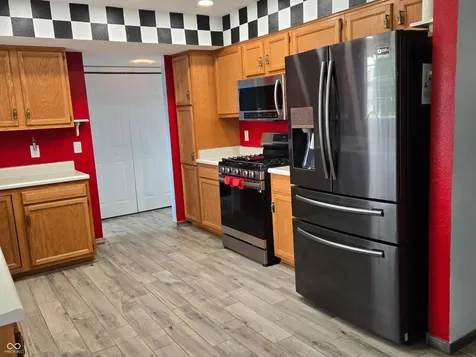 10706 Sunburst Noblesville IN 46060