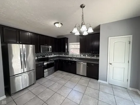 9539 Woodsong Way Indianapolis IN 46229