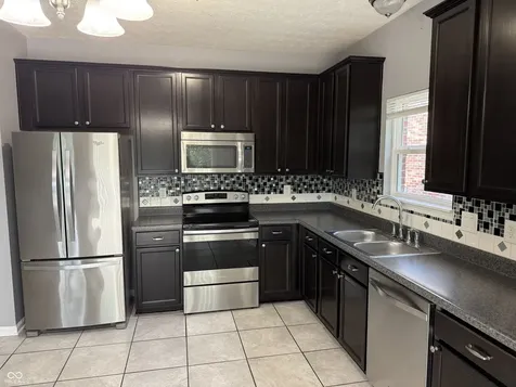 9539 Woodsong Way Indianapolis IN 46229