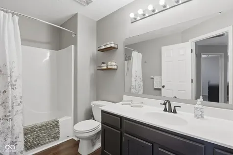 6562 Prestwick-d Court Indianapolis IN 46214