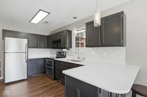 6562 Prestwick-d Court Indianapolis IN 46214