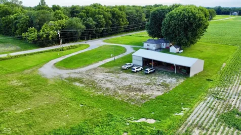 2270 W 840 S Covington IN 47932