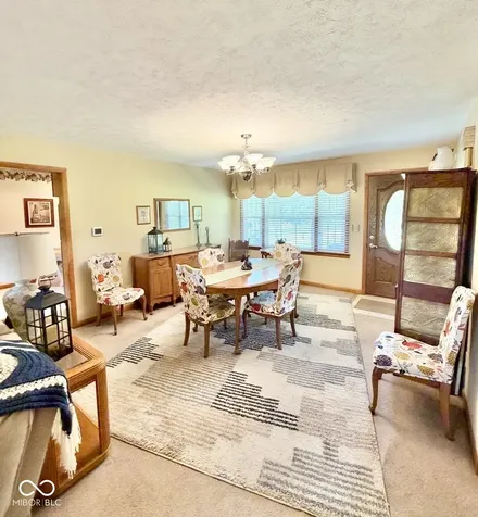 2270 W 840 S Covington IN 47932