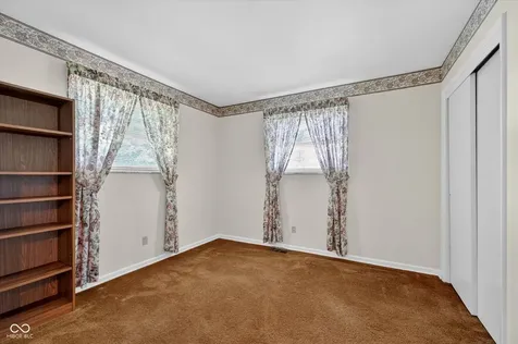 9305 E Thompson Road Indianapolis IN 46239