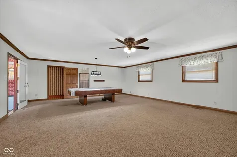 9305 E Thompson Road Indianapolis IN 46239
