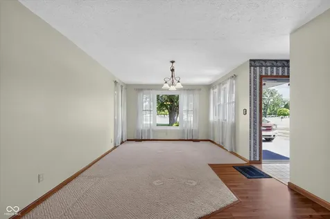 9305 E Thompson Road Indianapolis IN 46239