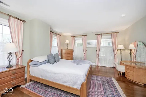 4909 Fall Creek Road Indianapolis IN 46220