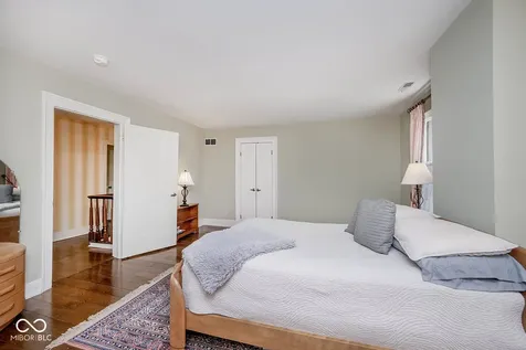 4909 Fall Creek Road Indianapolis IN 46220