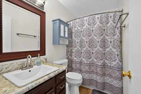 9209 Sea Pine Lane Indianapolis IN 46250