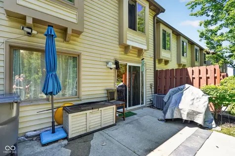 9209 Sea Pine Lane Indianapolis IN 46250