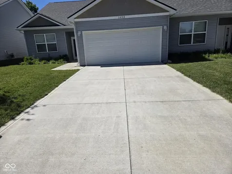 1623 Capra Court Beech Grove IN 46107
