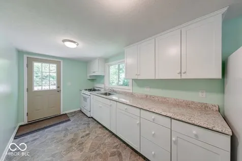 8453 S Christian Drive Nineveh IN 46164