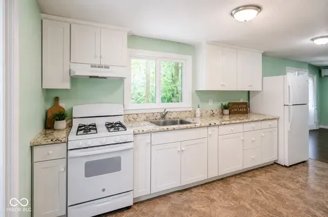 8453 S Christian Drive Nineveh IN 46164