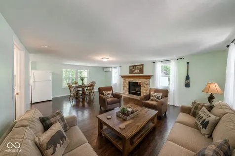 8453 S Christian Drive Nineveh IN 46164