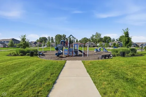 5807 Walkabout Way Brownsburg IN 46112