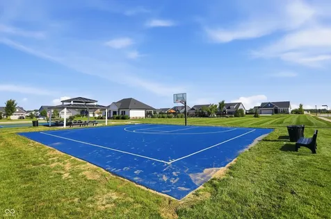 5807 Walkabout Way Brownsburg IN 46112