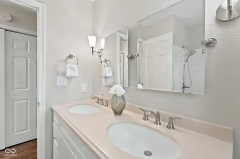 12315 Brookshire Parkway Carmel IN 46033