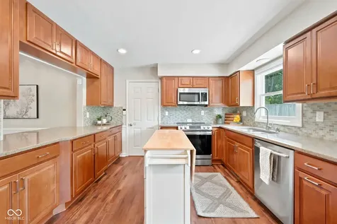 12315 Brookshire Parkway Carmel IN 46033