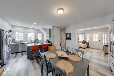 4578 Carrollton Avenue Indianapolis IN 46205