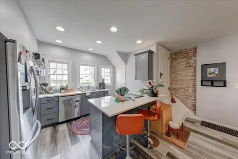 4578 Carrollton Avenue Indianapolis IN 46205