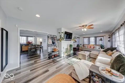 4578 Carrollton Avenue Indianapolis IN 46205