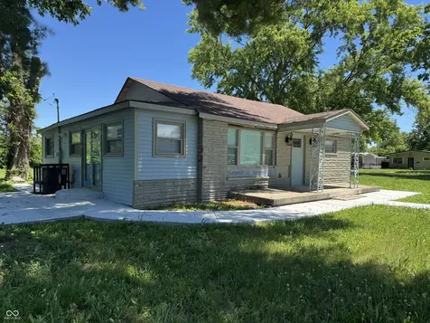 2702 Caroline Avenue Indianapolis IN 46218