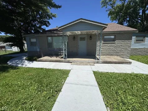 2702 Caroline Avenue Indianapolis IN 46218