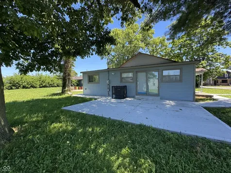 2702 Caroline Avenue Indianapolis IN 46218