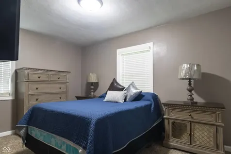 2011 Rosewood Avenue Anderson IN 46011