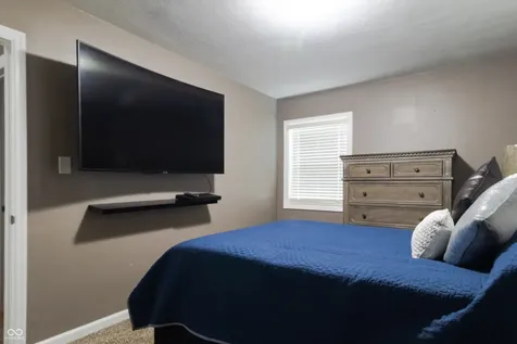2011 Rosewood Avenue Anderson IN 46011