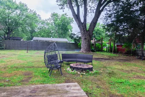 2011 Rosewood Avenue Anderson IN 46011