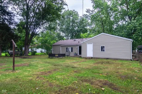 2011 Rosewood Avenue Anderson IN 46011
