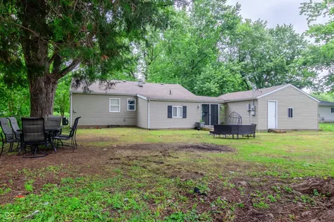 2011 Rosewood Avenue Anderson IN 46011