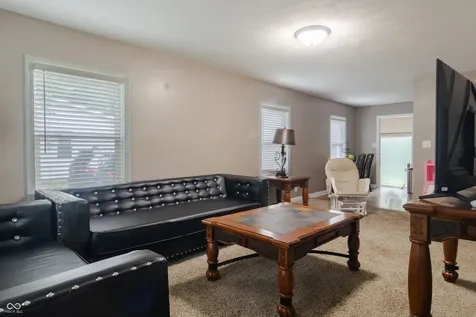 2011 Rosewood Avenue Anderson IN 46011