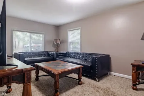 2011 Rosewood Avenue Anderson IN 46011