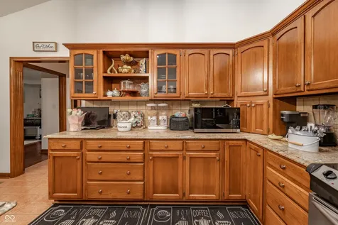 1517 Cherry Tree Road Avon IN 46123