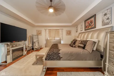 1517 Cherry Tree Road Avon IN 46123