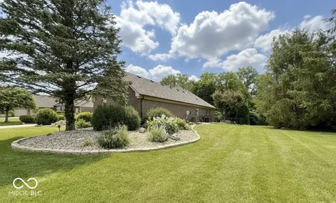 1517 Cherry Tree Road Avon IN 46123