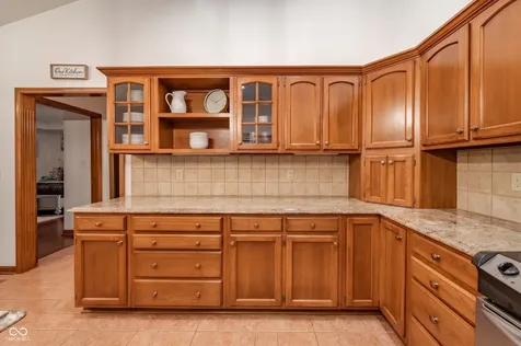 1517 Cherry Tree Road Avon IN 46123