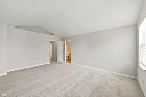 5658 Cheval Indianapolis IN 46235
