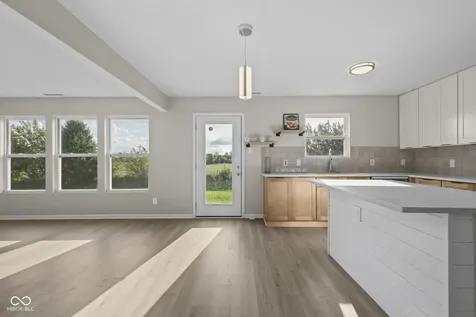 2488 Woodfield Boulevard Franklin IN 46131