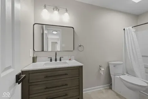 2488 Woodfield Boulevard Franklin IN 46131